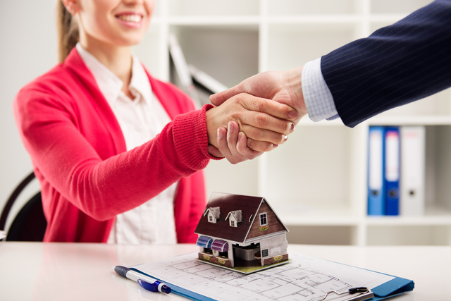 Purchase and sale of housing through a real estate Agency: features and benefits