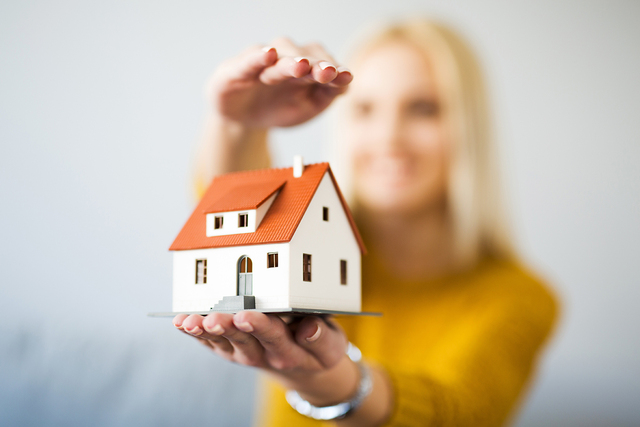 Is it possible to refuse mortgage insurance and is it reasonable