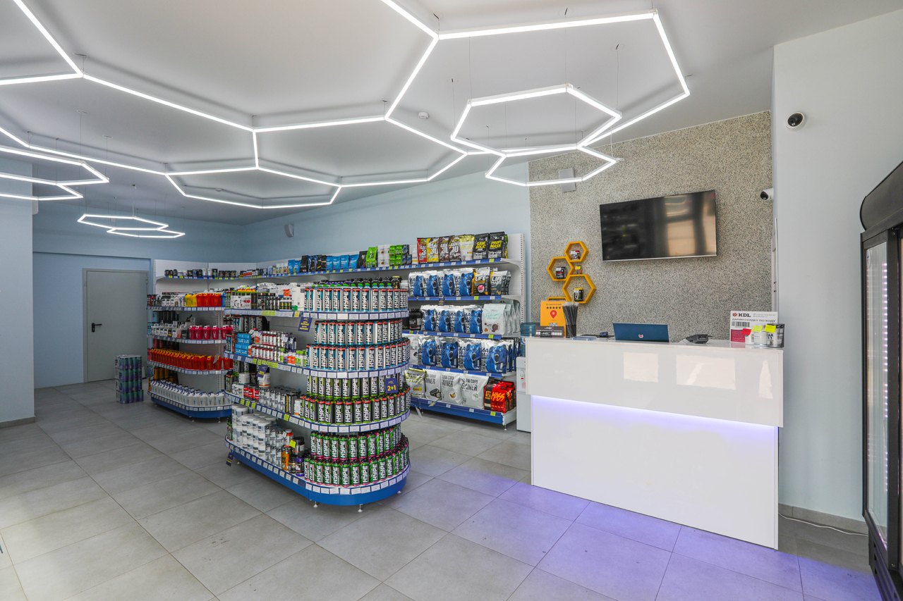 Актив для тех, кто считает не деньги, а влияние. Уникальное здание на главной улице Батайска1