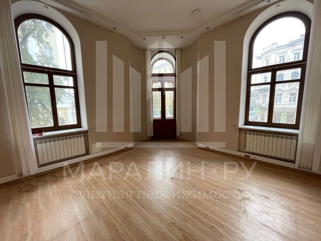 Аренда коммерческой недвижимости, 1800м <sup>2</sup>, Ростов-на-Дону, Большая Садовая, 57