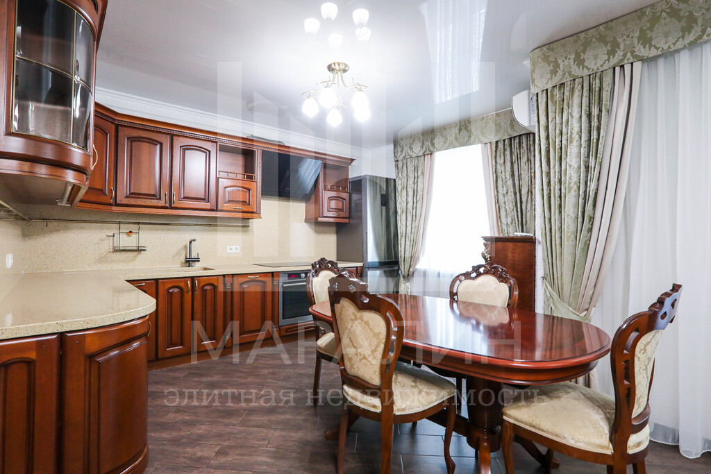 Продажа 4-комнатной квартиры, Ростов-на-Дону, 40-летия Победы, 99