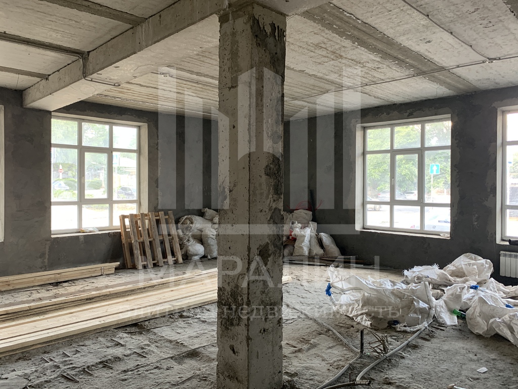 Продажа коммерческой недвижимости, 675м <sup>2</sup>, Ростов-на-Дону, Нижненольная, 13