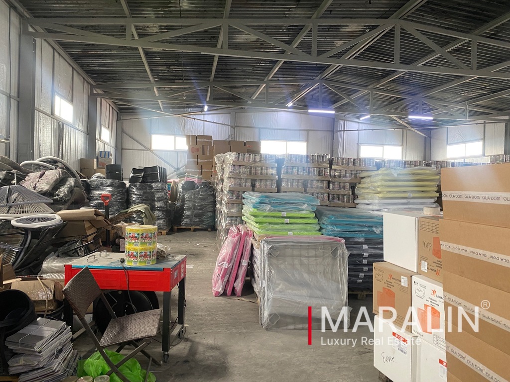 Продажа коммерческой недвижимости, 1235м <sup>2</sup>, Ростов-на-Дону, Кварцевая, 2а