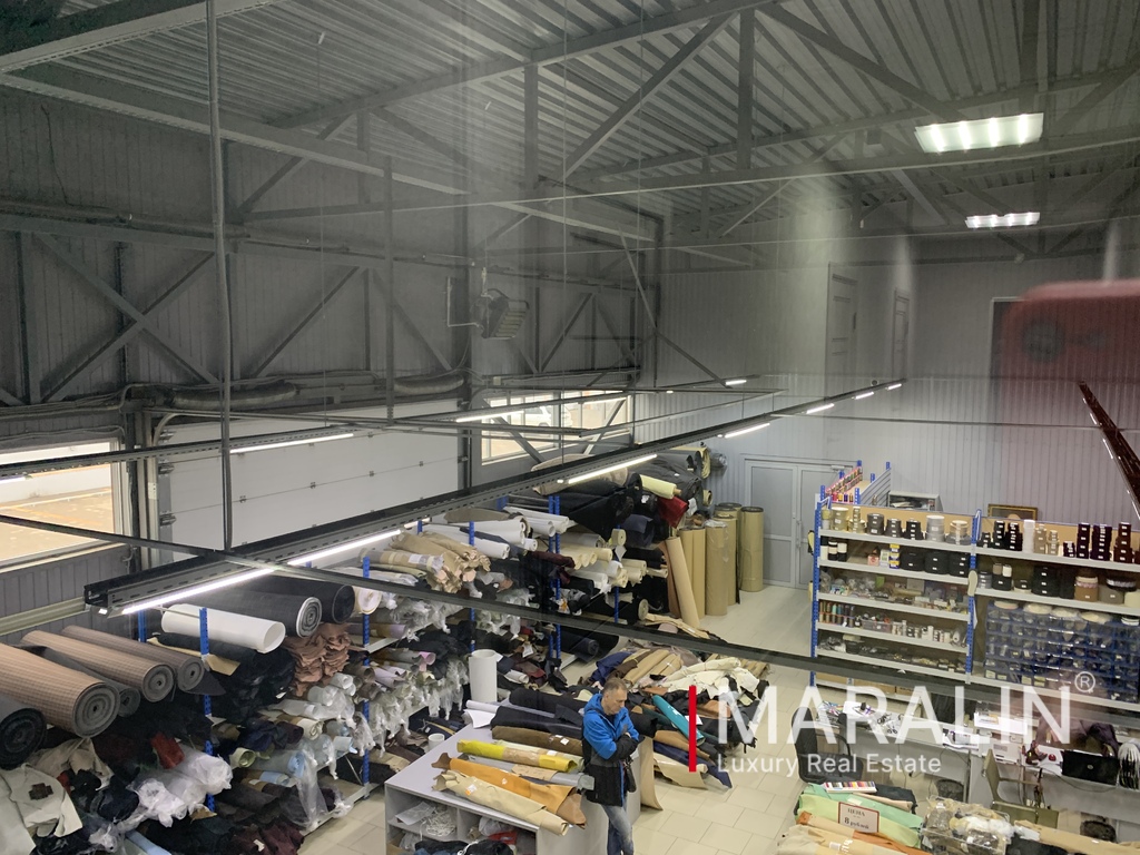 Аренда коммерческой недвижимости, 2300м <sup>2</sup>, Ростов-на-Дону, Малиновского, 180