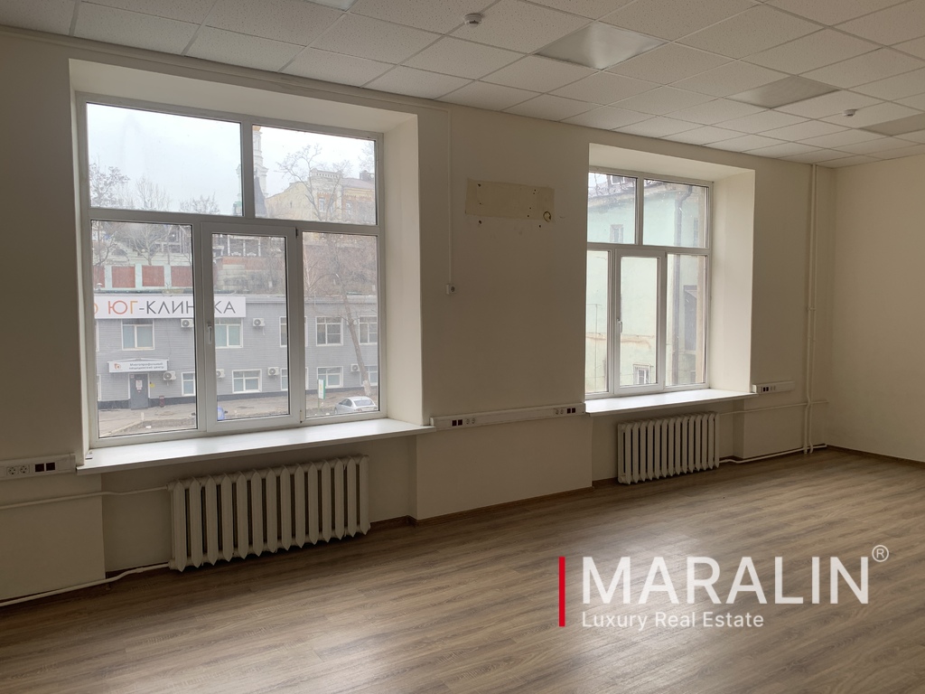 Аренда коммерческой недвижимости, 1300м <sup>2</sup>, Ростов-на-Дону, Буденновский, 2