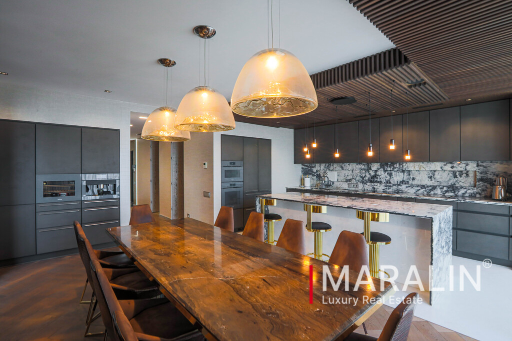 Продажа 4-комнатной квартиры, Ростов-на-Дону, Чехова, 63