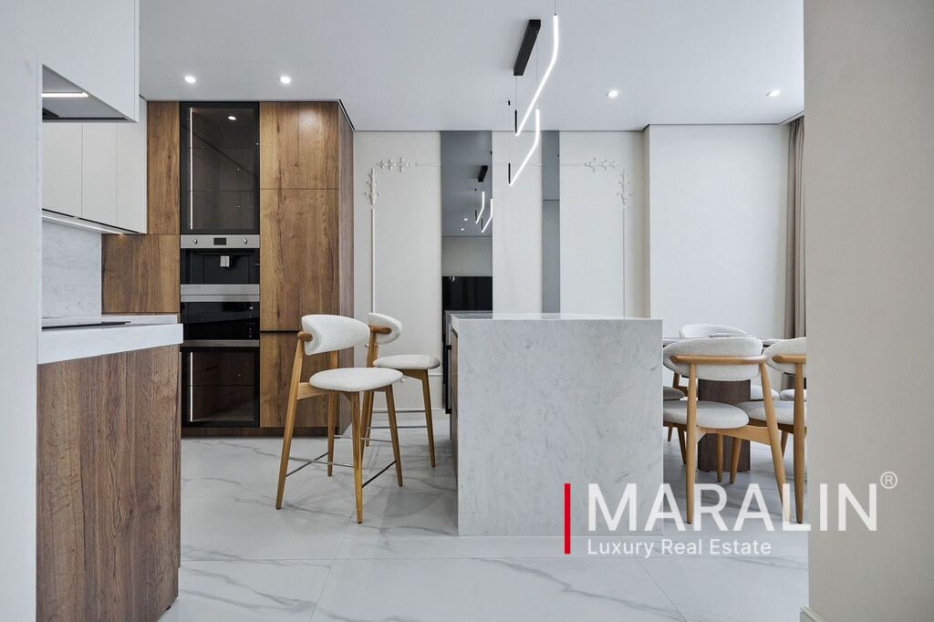 Продажа 3-комнатной квартиры, Ростов-на-Дону, Максима Горького, 256