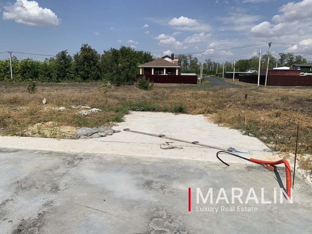 Участок под склад 