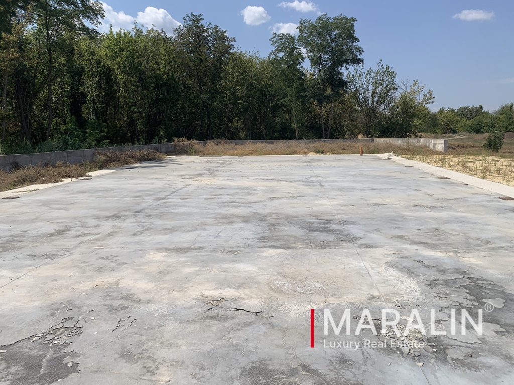 Участок под склад 