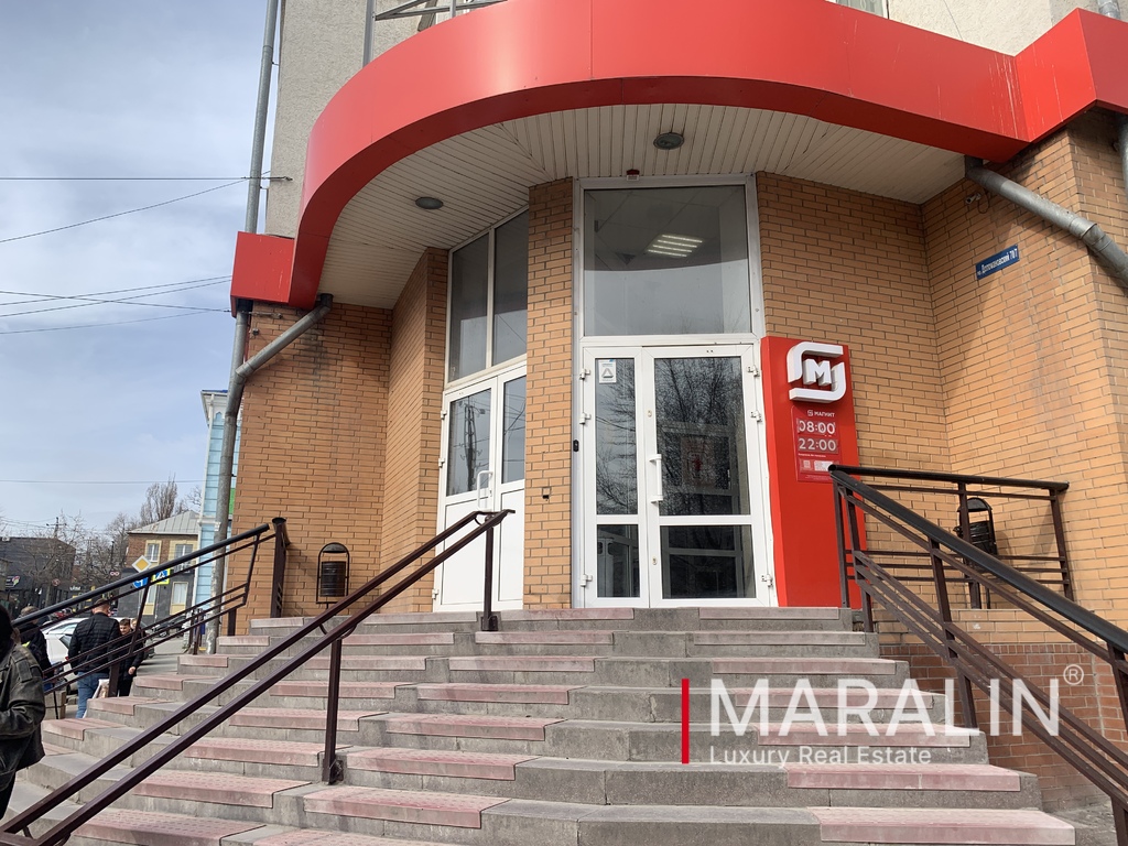 Офис с парковкой 