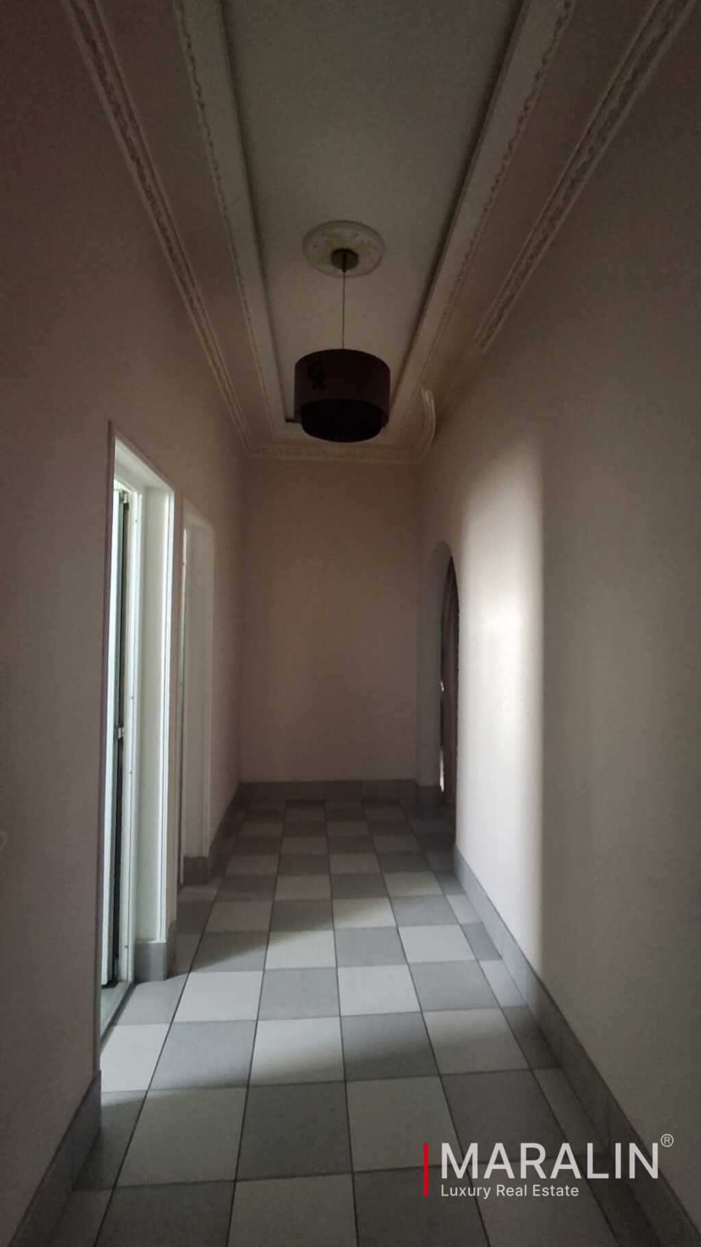 Действующее кафе