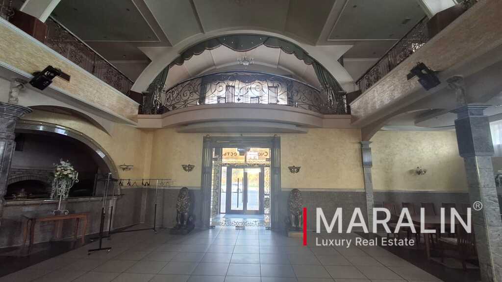 Действующее кафе