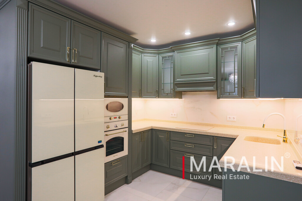 Продажа 2-комнатной квартиры, Ростов-на-Дону, 17-я линия, 3