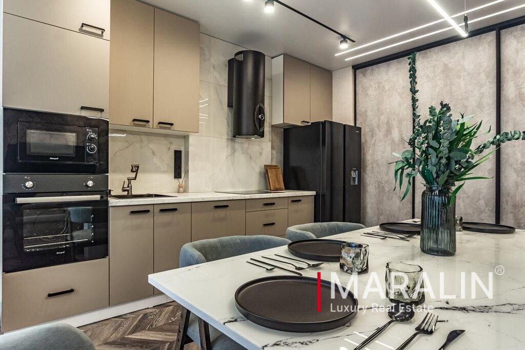 Продажа 2-комнатной квартиры, Ростов-на-Дону, Привокзальная, 38 