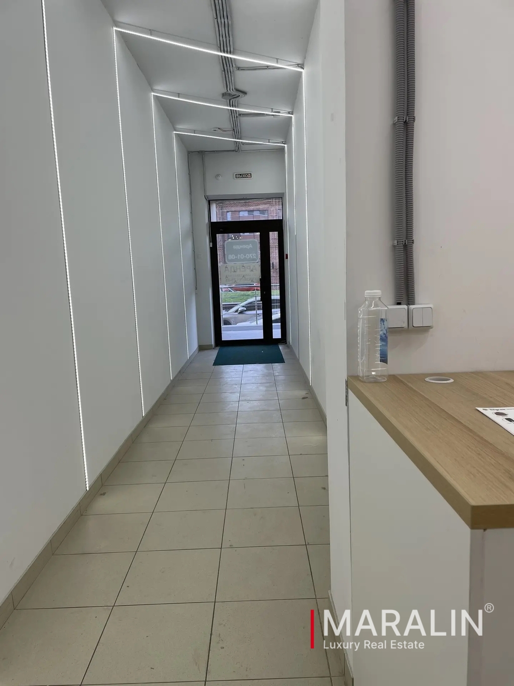 Первый этаж