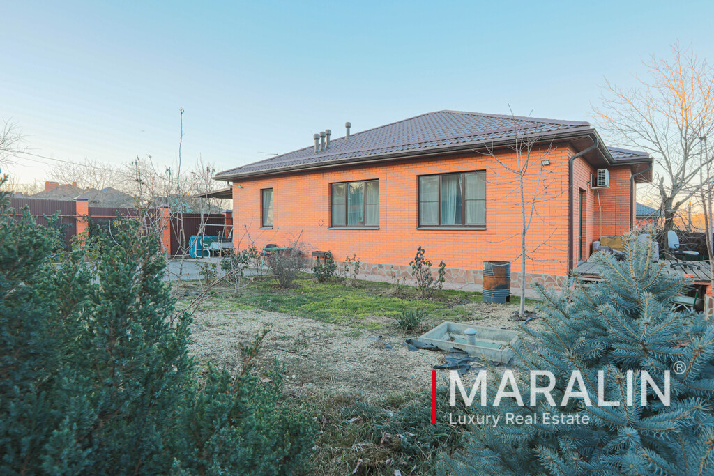 one-storey brick house