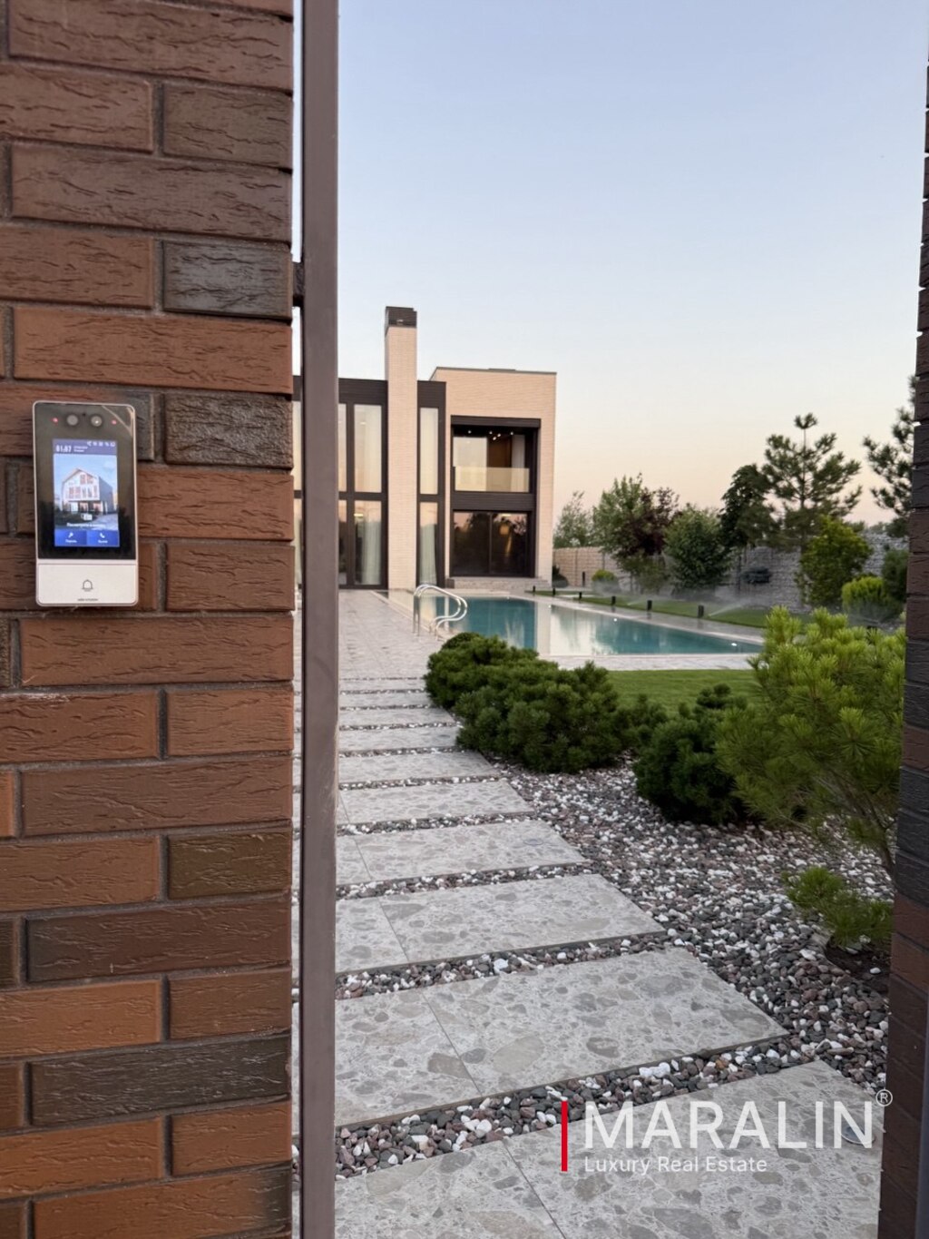 Вилла Резидент 