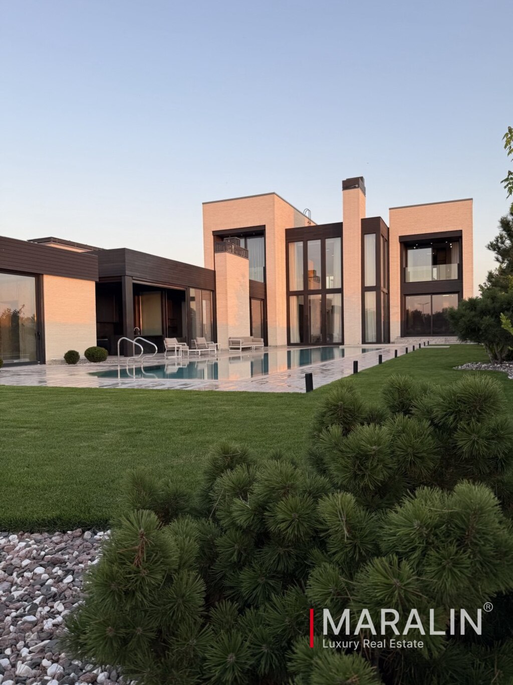 Вилла Резидент 