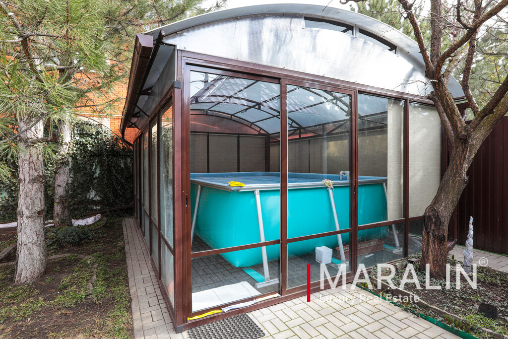 Улица Кленовая