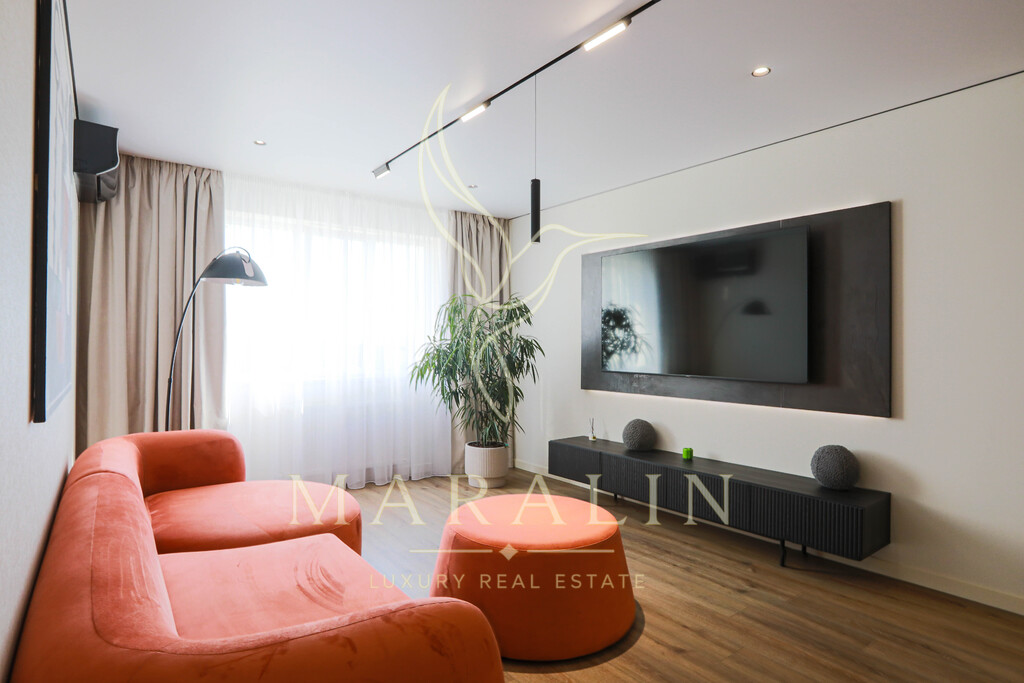 four-bedroom apartment