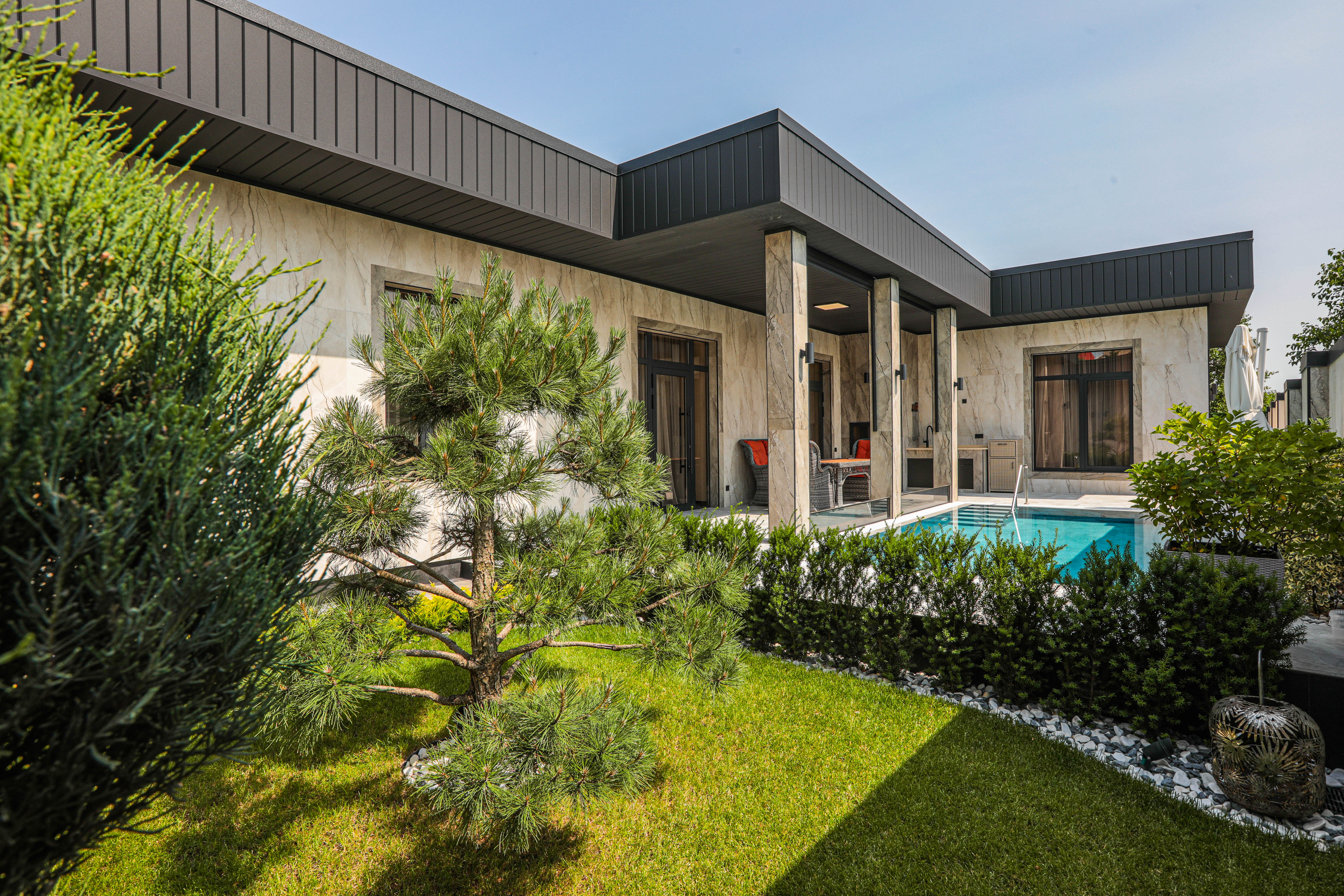 Villa Grand Aksai