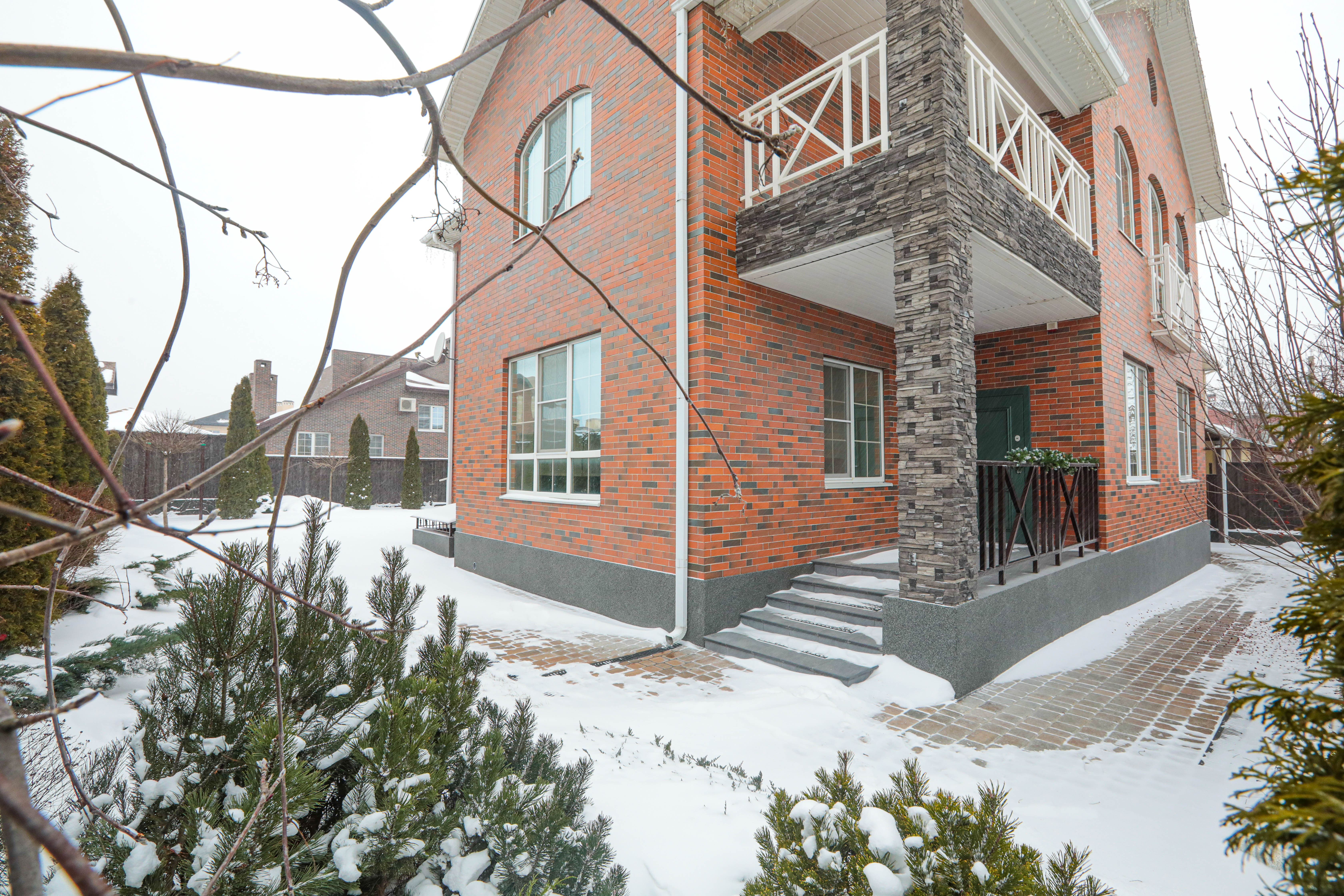 Kamyshevakha village